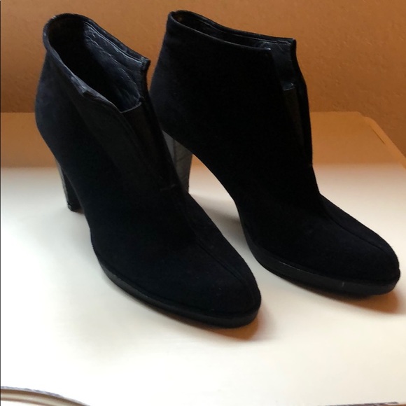 stuart weitzman booties suede - Picture 1 of 6